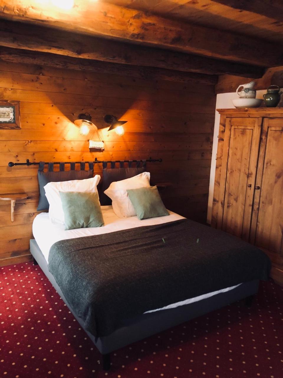 Le Coin Savoyard Hotel กงบลู ภายนอก รูปภาพ