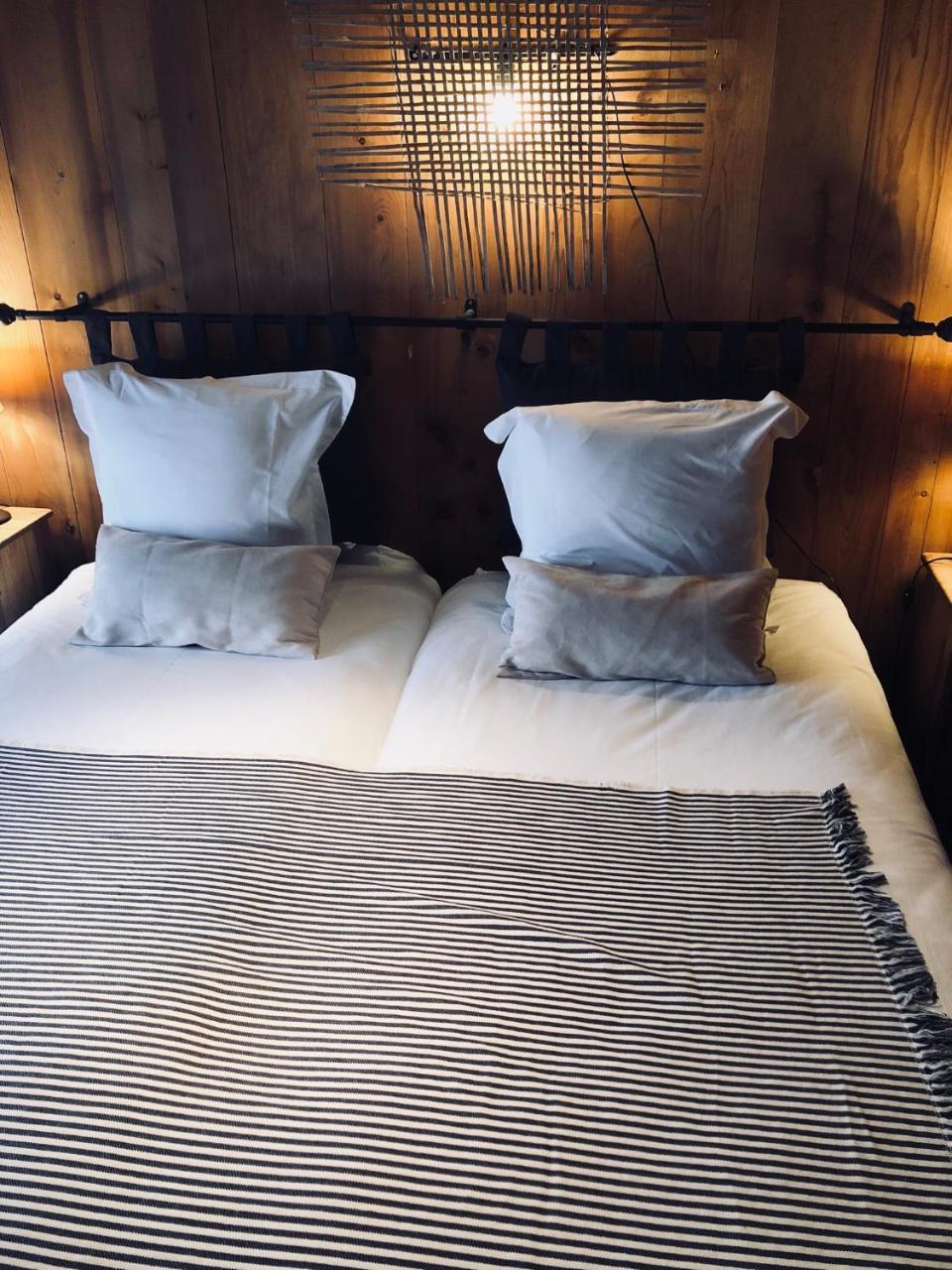Le Coin Savoyard Hotel กงบลู ภายนอก รูปภาพ
